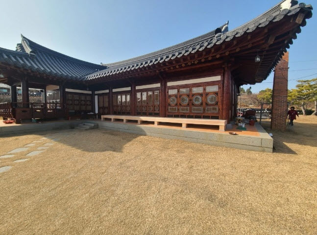 3695294320_HFT2kotJ_a811c7d893a0b9ff7916376b152517846ff784f5.jpg 이미지크게보기